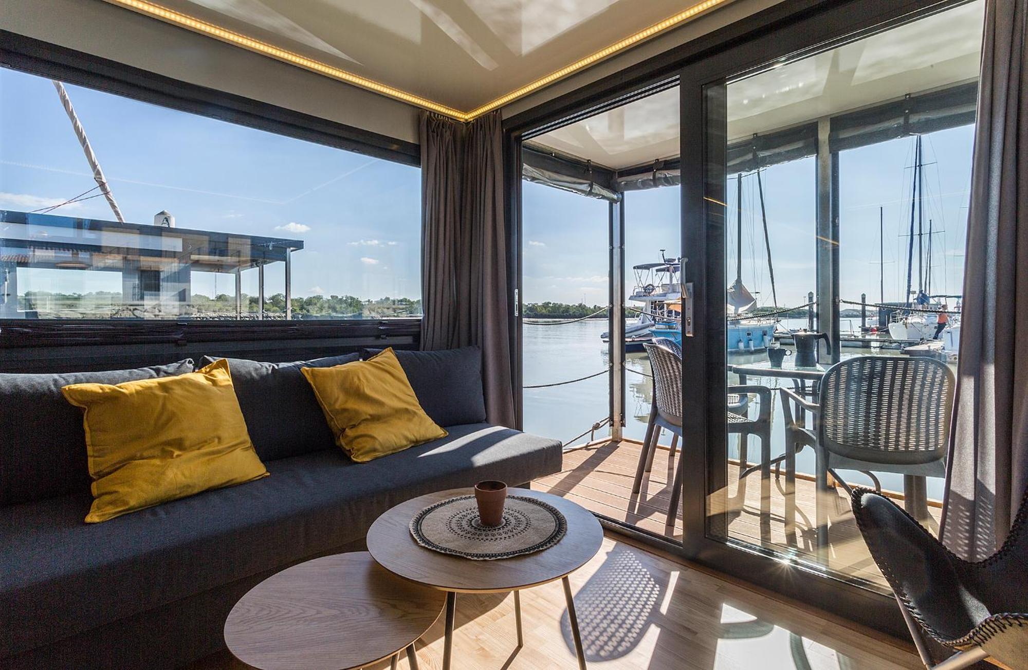 Azvalia Luxury Casa Barco New York And Texas-Unique Houseboat Experience Hotel Ел Пуерто де Санта Мария Екстериор снимка